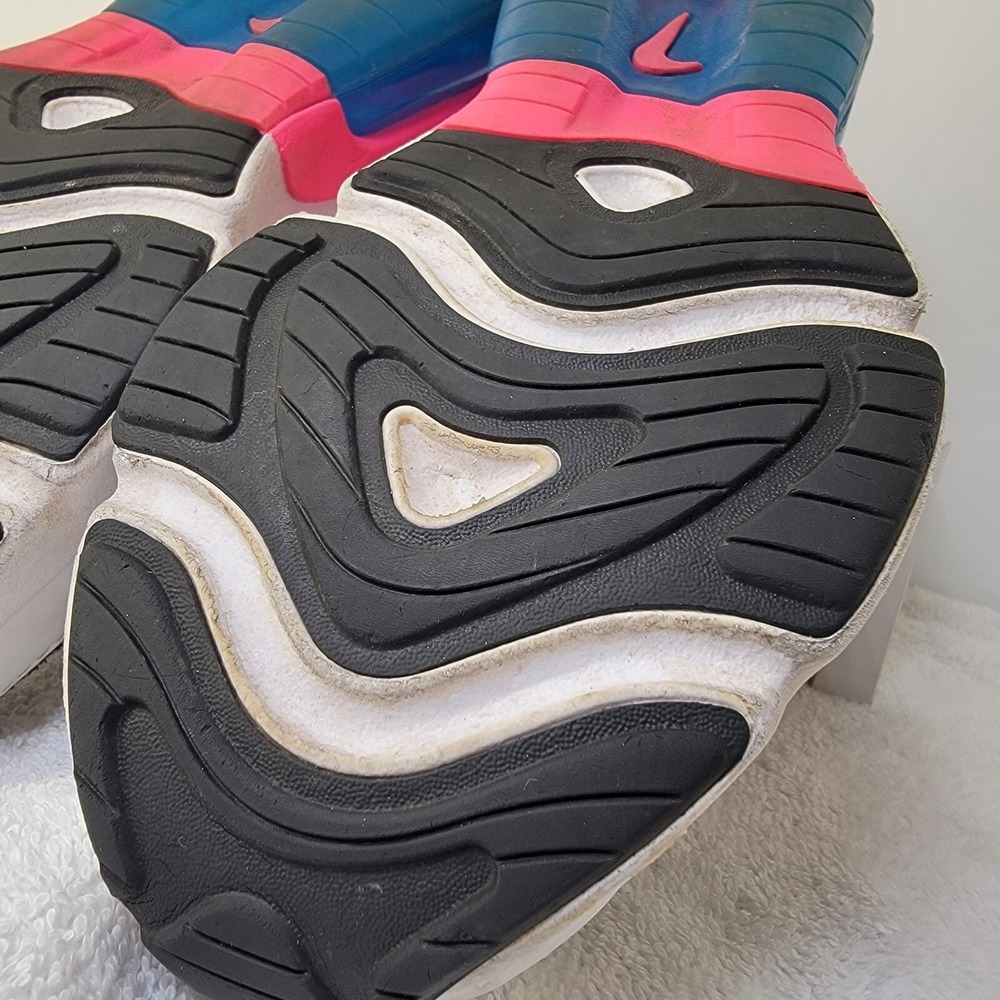 Nike Air Max 200 White Hyper Pink Black AT5630-100 - Youth SIZE 4Y - Picture 17 of 17